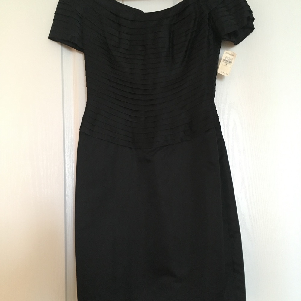 Chic Black Off-Shoulder Mini Dress